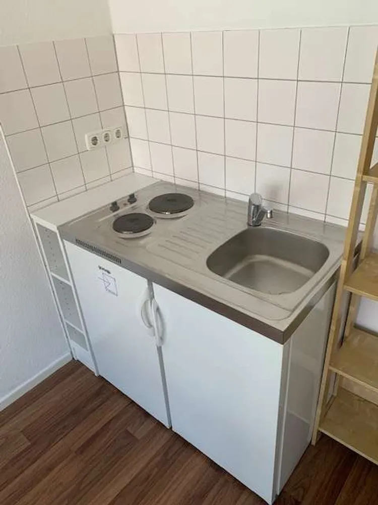 1 room apartment with 23 m² in Cologne – Photo 3
