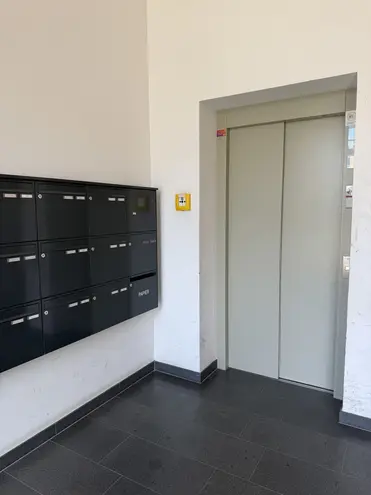 2 Zimmer Wohnung mit 67 m² in Berlin – Bild 11