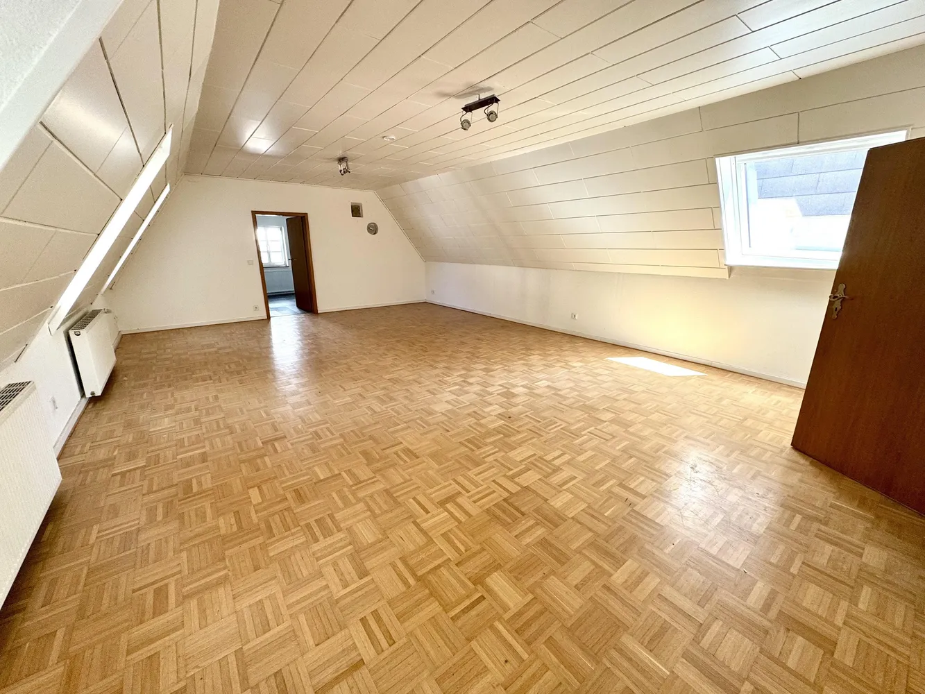 2 Zimmer Wohnung mit 80 m² in Kaiserslautern – Bild 1
