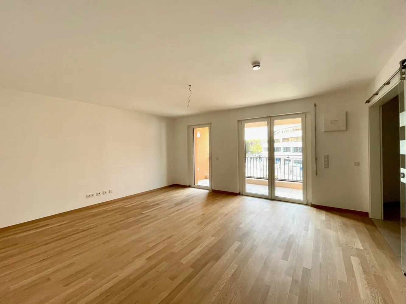 3 Zimmer Wohnung mit 103 m² in Regensburg – Bild 2