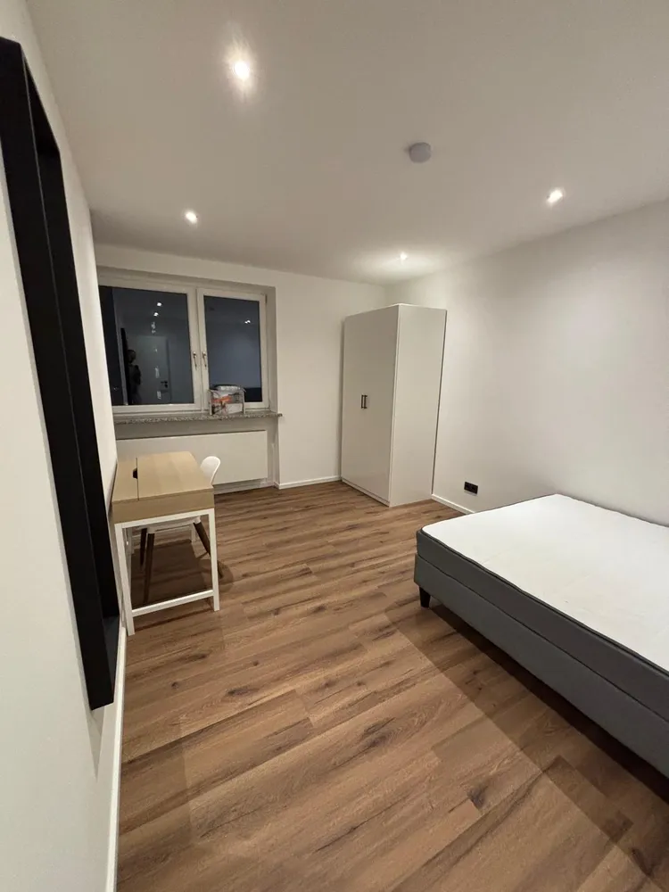 WG-Zimmer mit 10 m² in München – Bild 1
