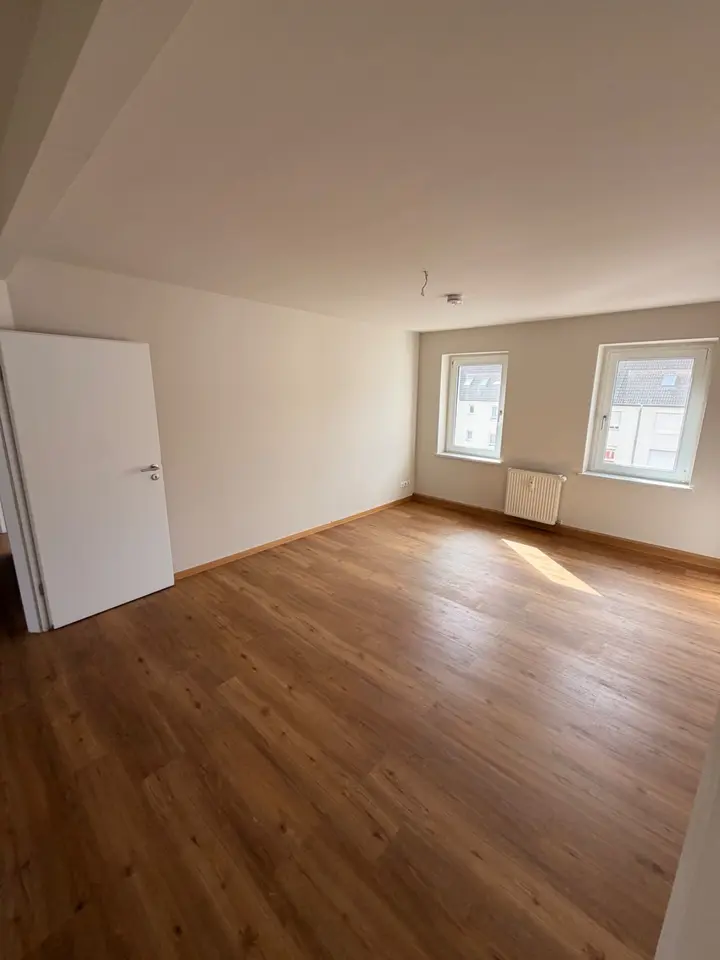 4 Zimmer Wohnung mit 100 m² in Zwickau – Bild 8