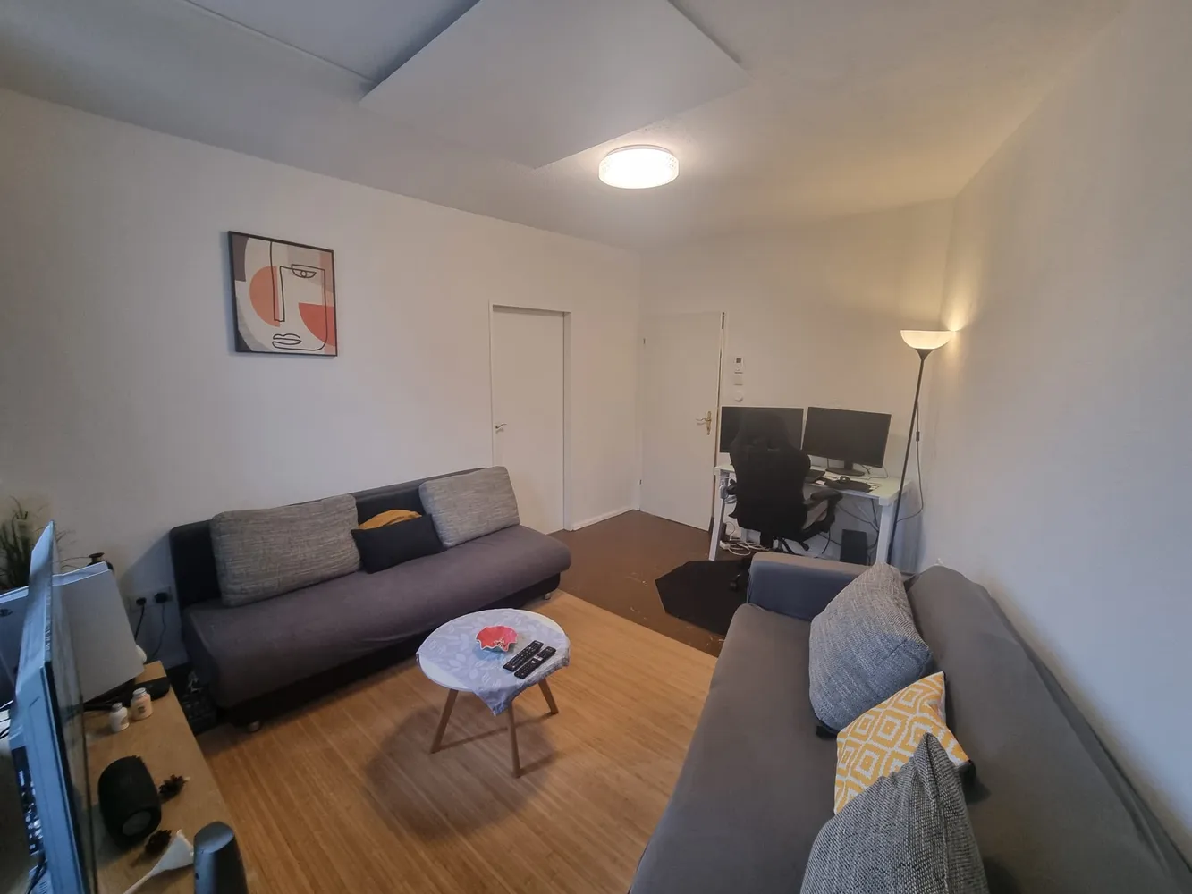 2 Zimmer Wohnung mit 50 m² in Düsseldorf – Bild 1