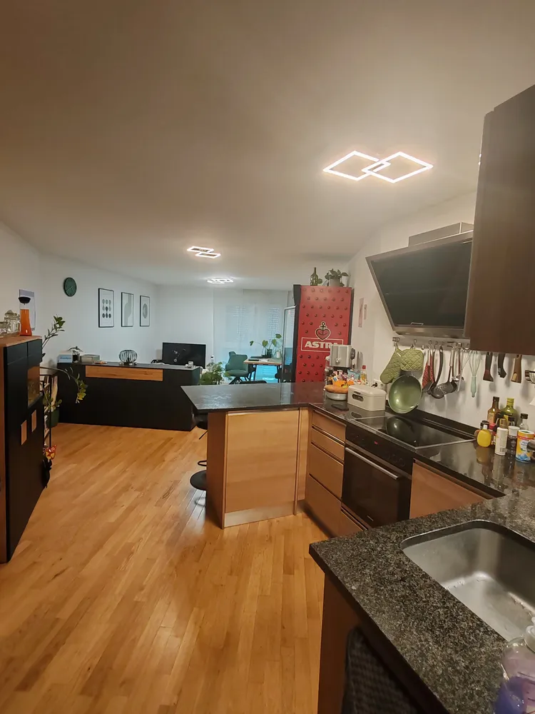 2 Zimmer Wohnung mit 60 m² in Hamburg – Bild 1