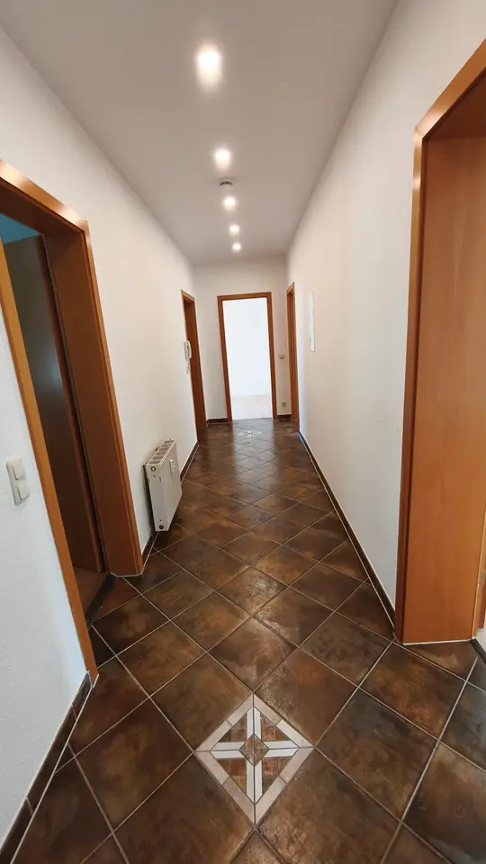 3 Zimmer Wohnung mit 94 m² in Zwickau – Bild 4