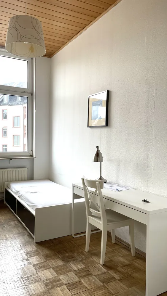 1 Zimmer Wohnung mit 14 m² in Frankfurt am Main – Bild 4