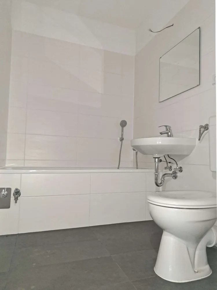 2 Zimmer Wohnung mit 49 m² in Halle (Saale) – Bild 3