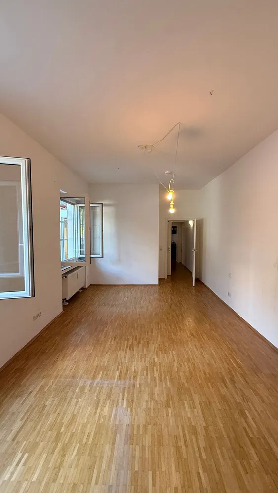 4 Zimmer Wohnung mit 140 m² in Düsseldorf – Bild 2