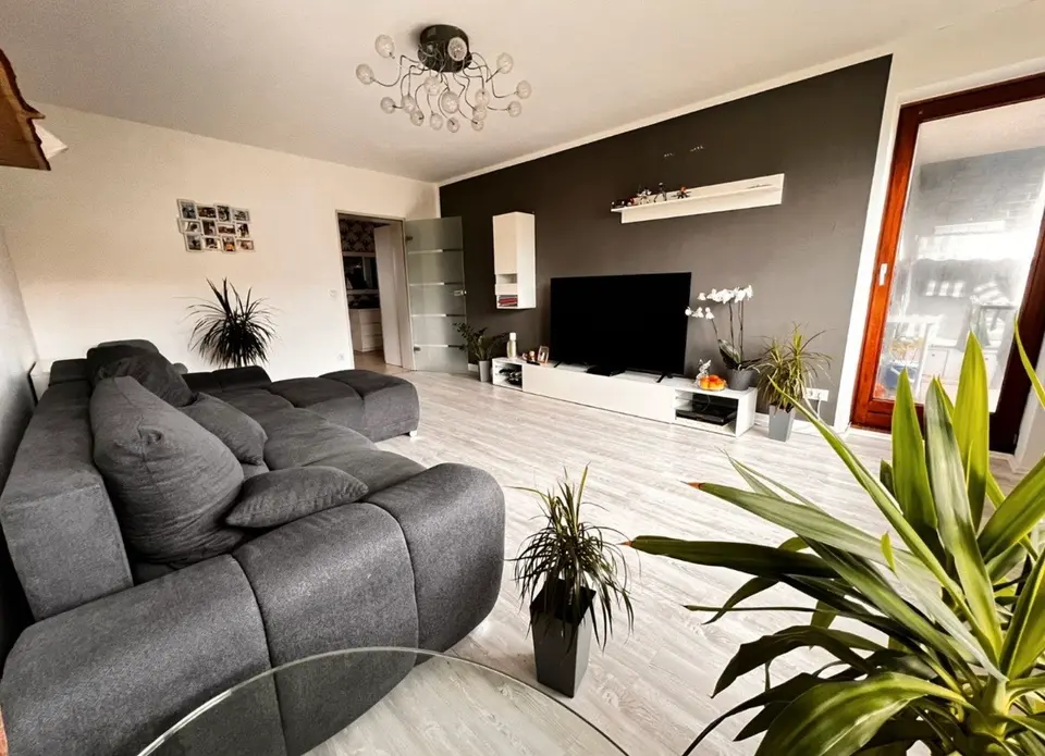 4 Zimmer Wohnung mit 82 m² in Oberhausen – Bild 1