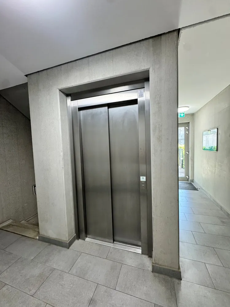4 Zimmer Wohnung mit 115 m² in Düsseldorf – Bild 3