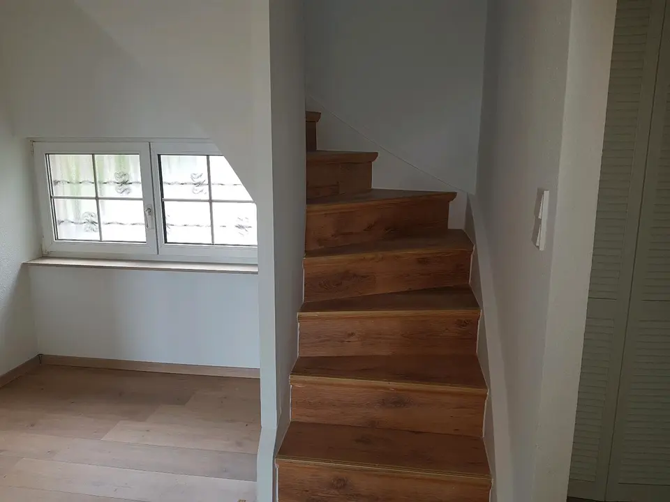 4 Zimmer Wohnung mit 100 m² in Wiesbaden – Bild 4