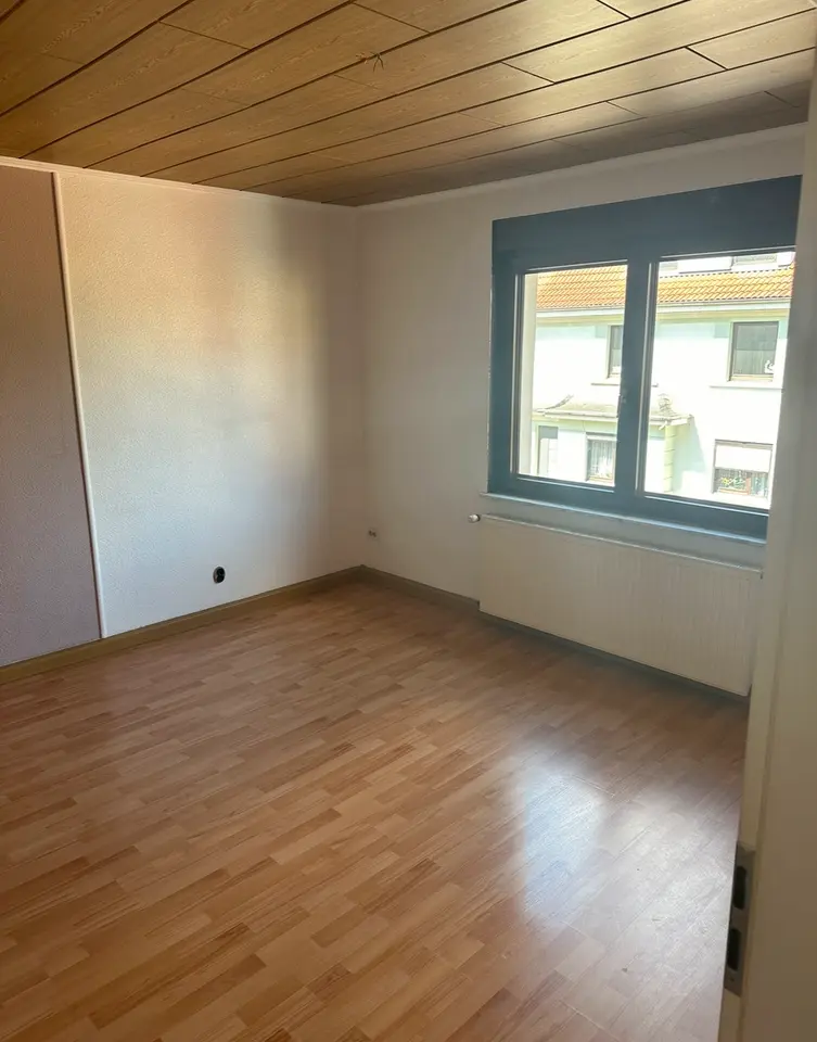 4 Zimmer Wohnung mit 100 m² in Eisenach – Bild 3