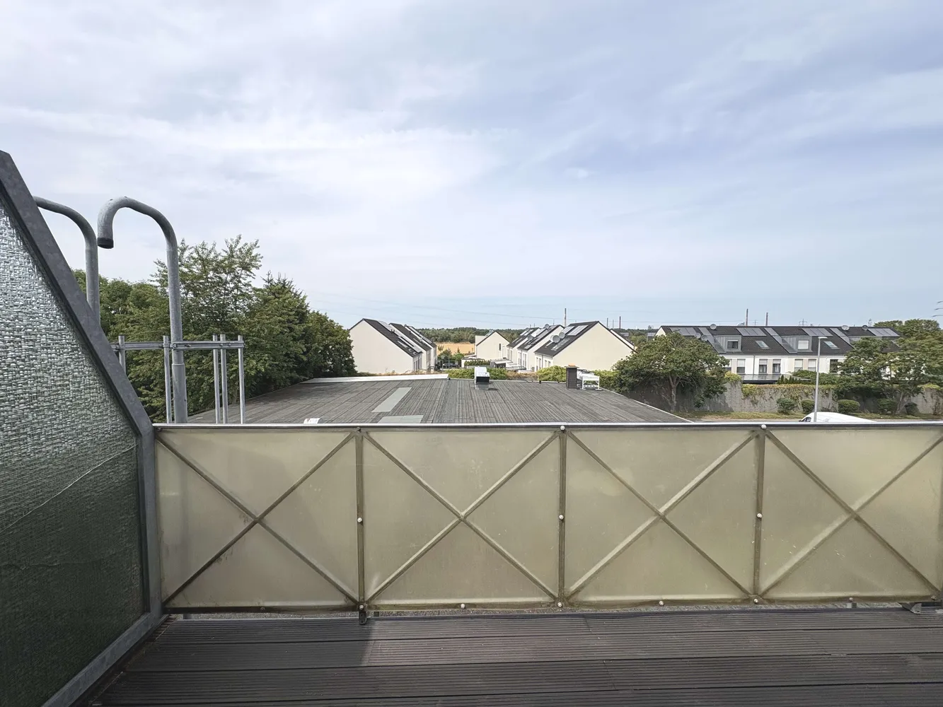 2 Zimmer Wohnung mit 76 m² in Köln – Bild 2