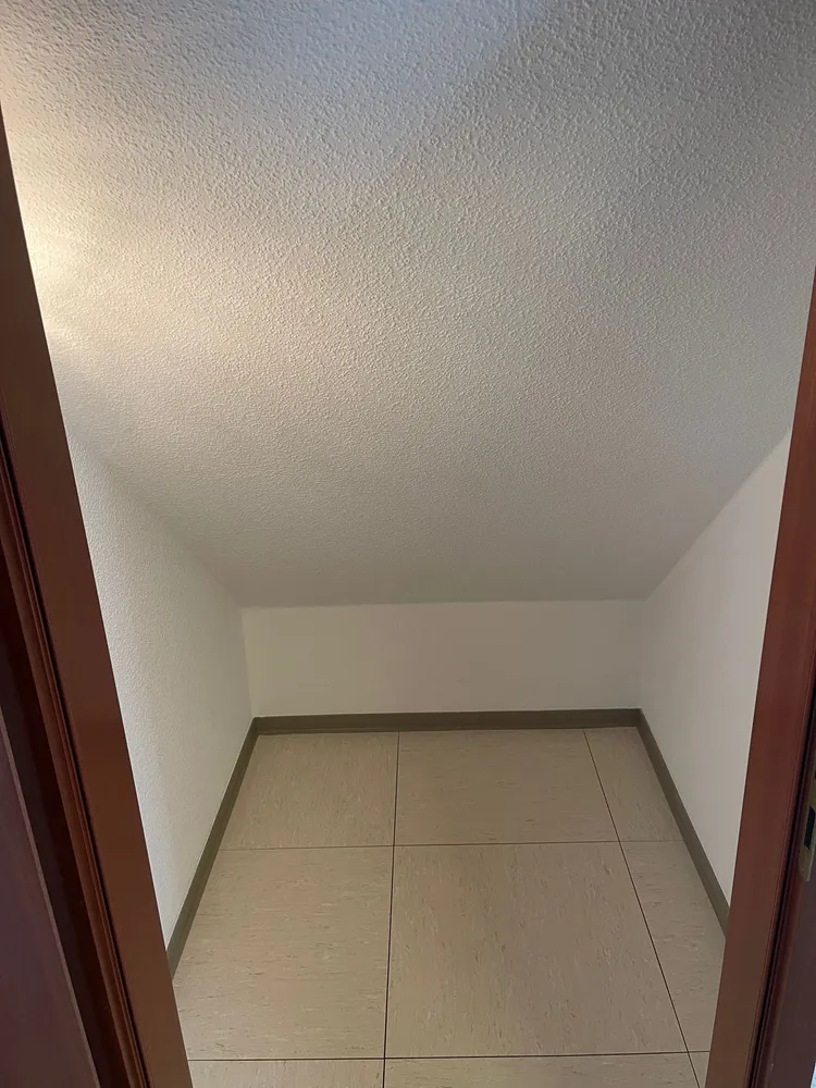 2 Zimmer Wohnung mit 77 m² in Düsseldorf – Bild 4