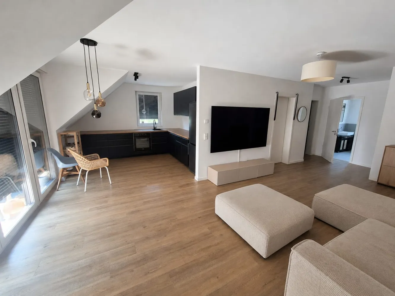 4 Zimmer Wohnung mit 91 m² in Köln – Bild 3
