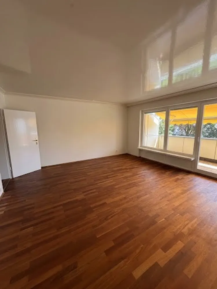 3 Zimmer Wohnung mit 120 m² in München – Bild 8