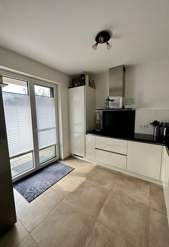 3 Zimmer Wohnung mit 79 m² in Augsburg – Bild 2