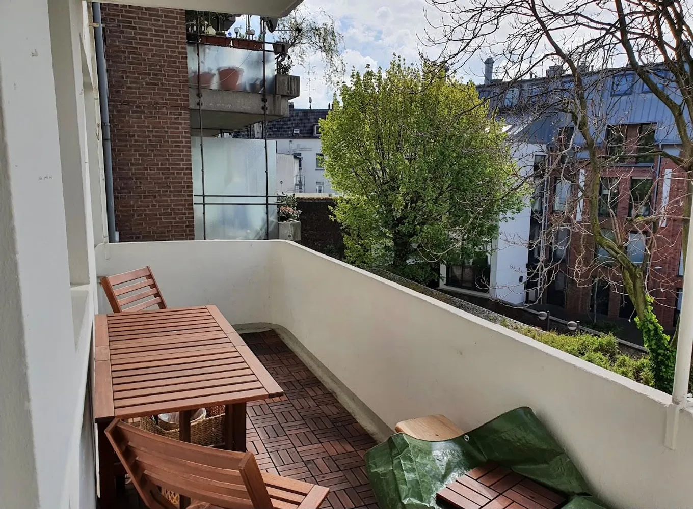 4 Zimmer Wohnung mit 110 m² in Düsseldorf – Bild 1
