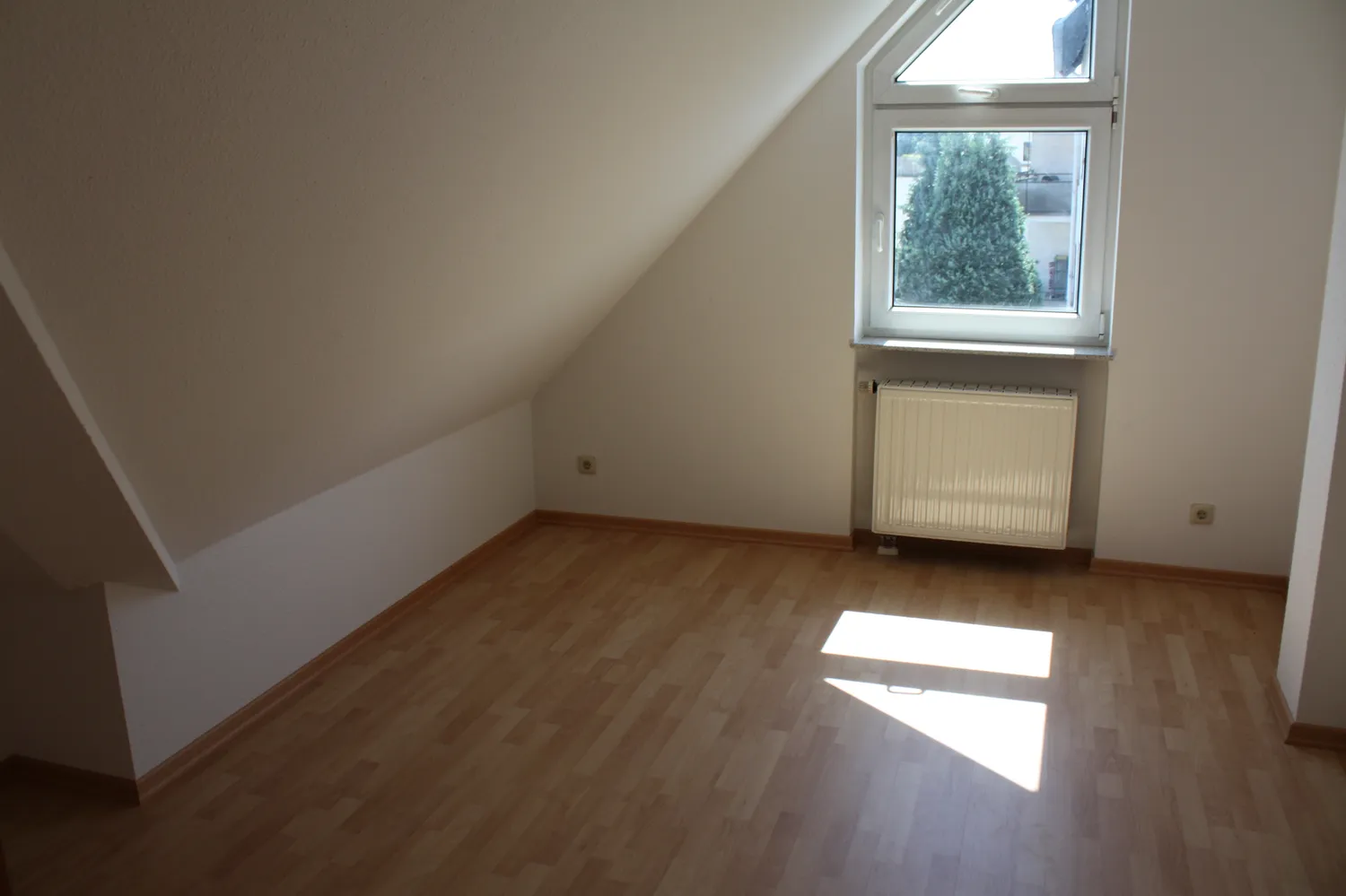 4 Zimmer Wohnung mit 95 m² in Saarbrücken – Bild 5