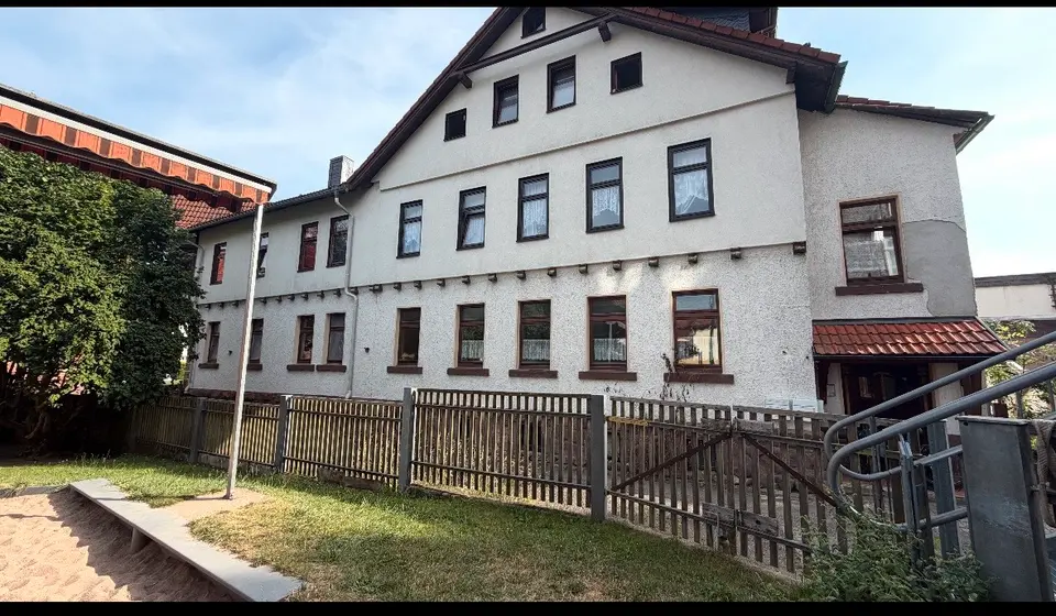4 Zimmer Wohnung mit 123 m² in Meiningen – Bild 1