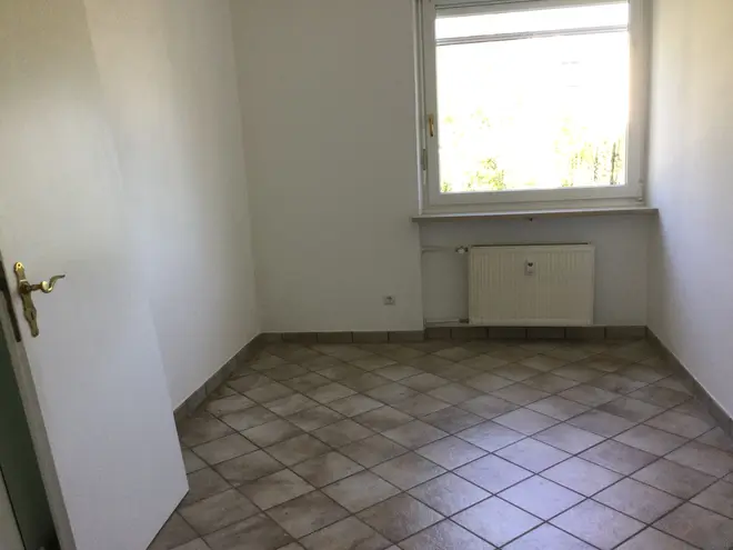 3 Zimmer Wohnung mit 74 m² in München – Bild 2