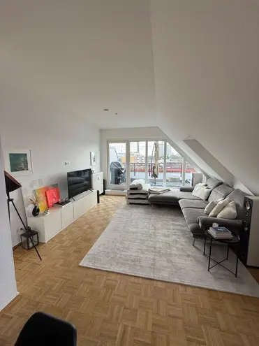 2 Zimmer Wohnung mit 75 m² in Köln – Bild 4