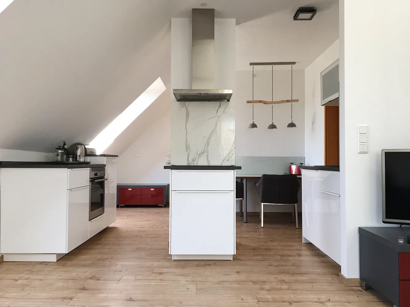 2 room apartment with 57 m² in Cologne – Photo 1