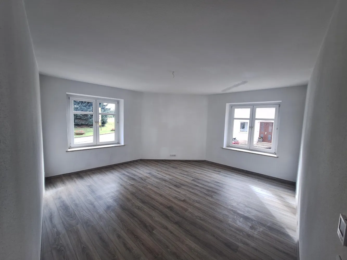 3 room apartment with 85 m² in Zwickau – Photo 2