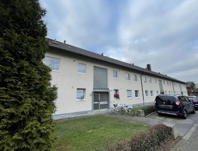 4 Zimmer Wohnung mit 84 m² in Köln – Bild 1