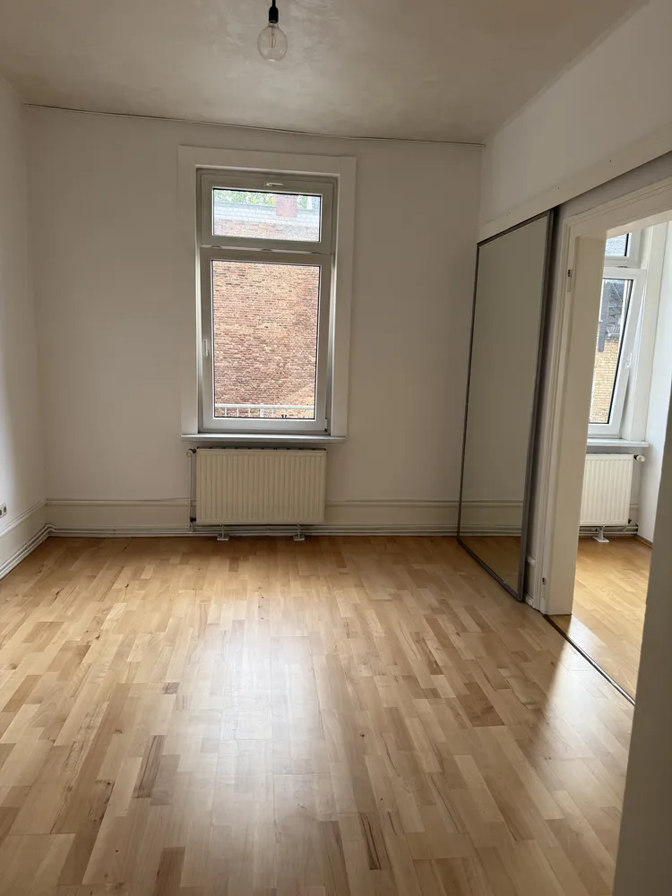 5 Zimmer Wohnung mit 140 m² in Wiesbaden – Bild 3
