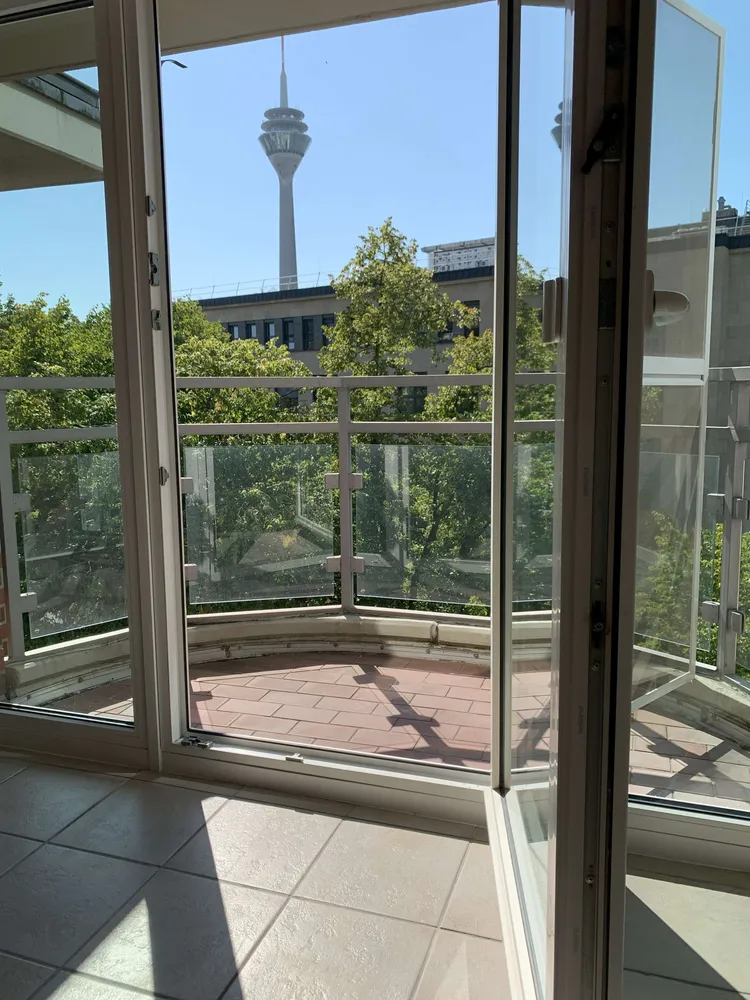 3 Zimmer Wohnung mit 80 m² in Düsseldorf – Bild 1