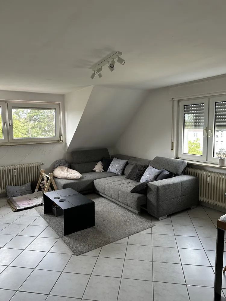 4 Zimmer Wohnung mit 92 m² in Karlsruhe – Bild 1