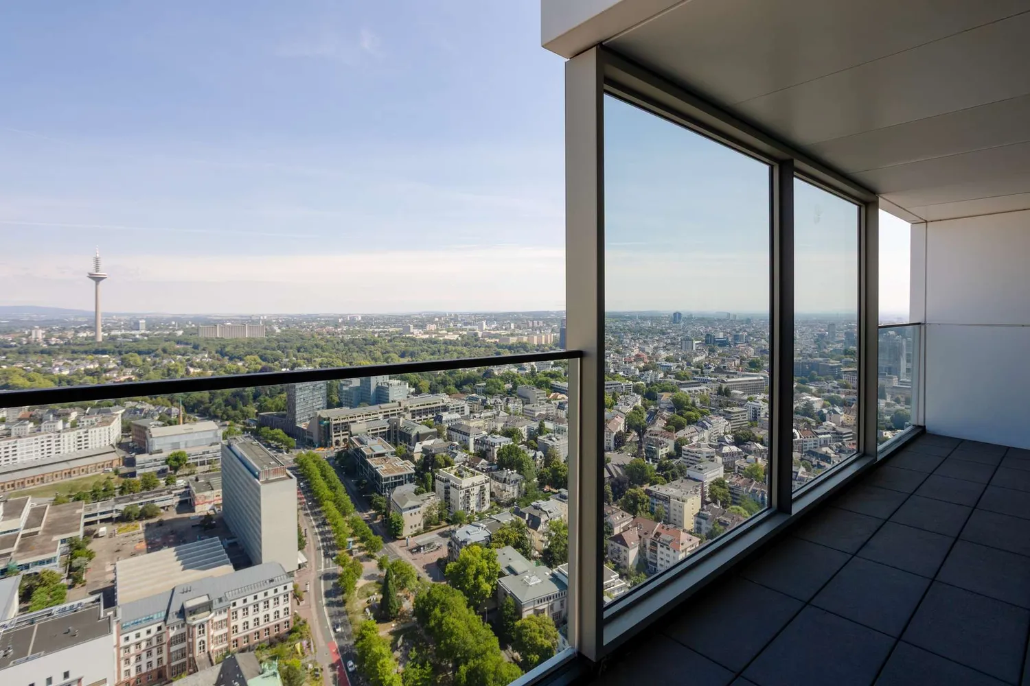 3 Zimmer Wohnung mit 133 m² in Frankfurt am Main – Bild 7