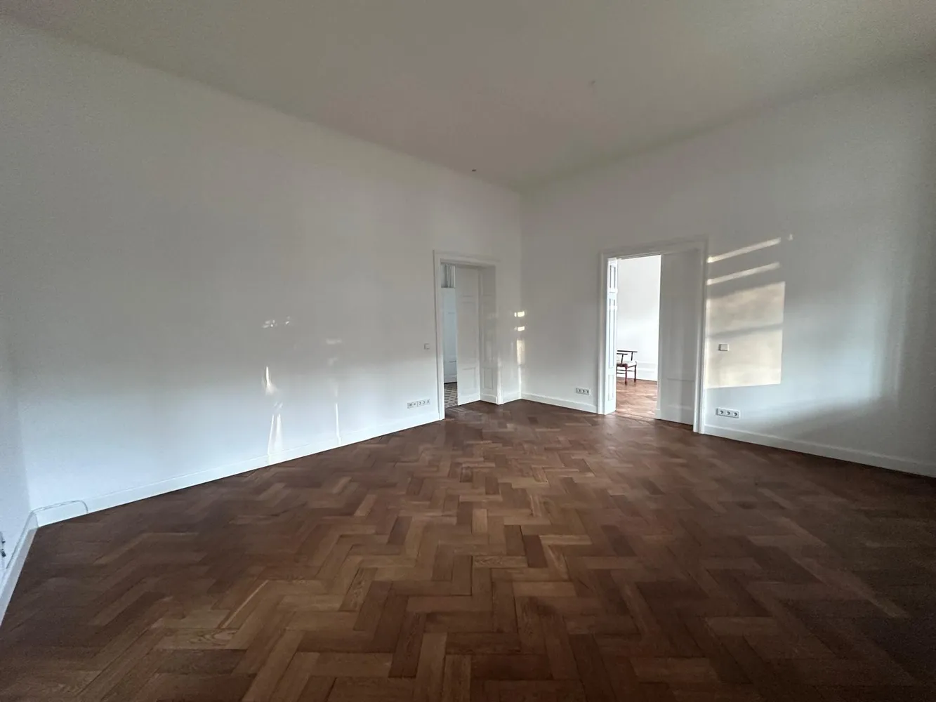 4 Zimmer Wohnung mit 165 m² in Dresden – Bild 9