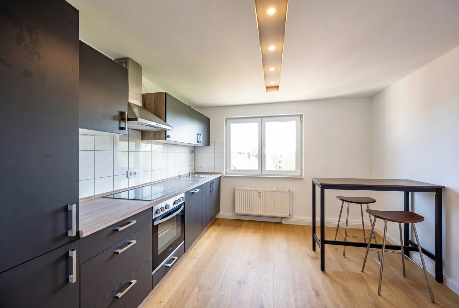 2 Zimmer Wohnung mit 72 m² in Köln – Bild 4
