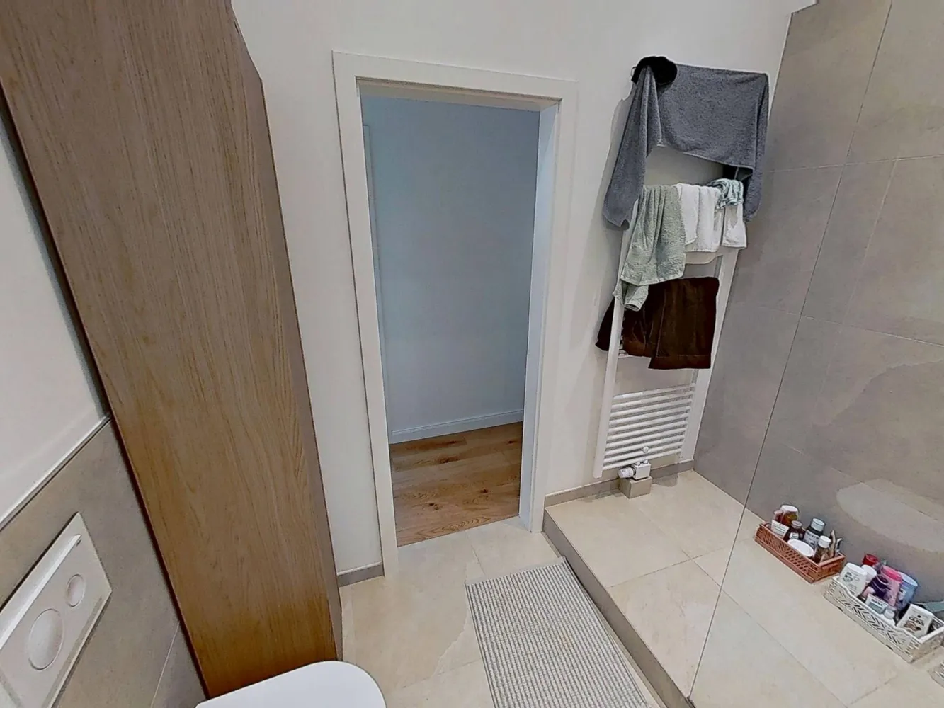 4 Zimmer Wohnung mit 105 m² in Hannover – Bild 11