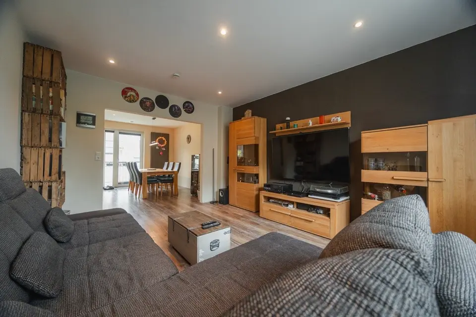 4 Zimmer Wohnung mit 99 m² in Bremen – Bild 2