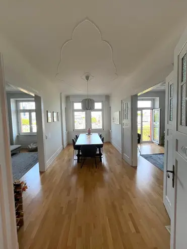 5 Zimmer Wohnung mit 145 m² in Frankfurt am Main – Bild 2