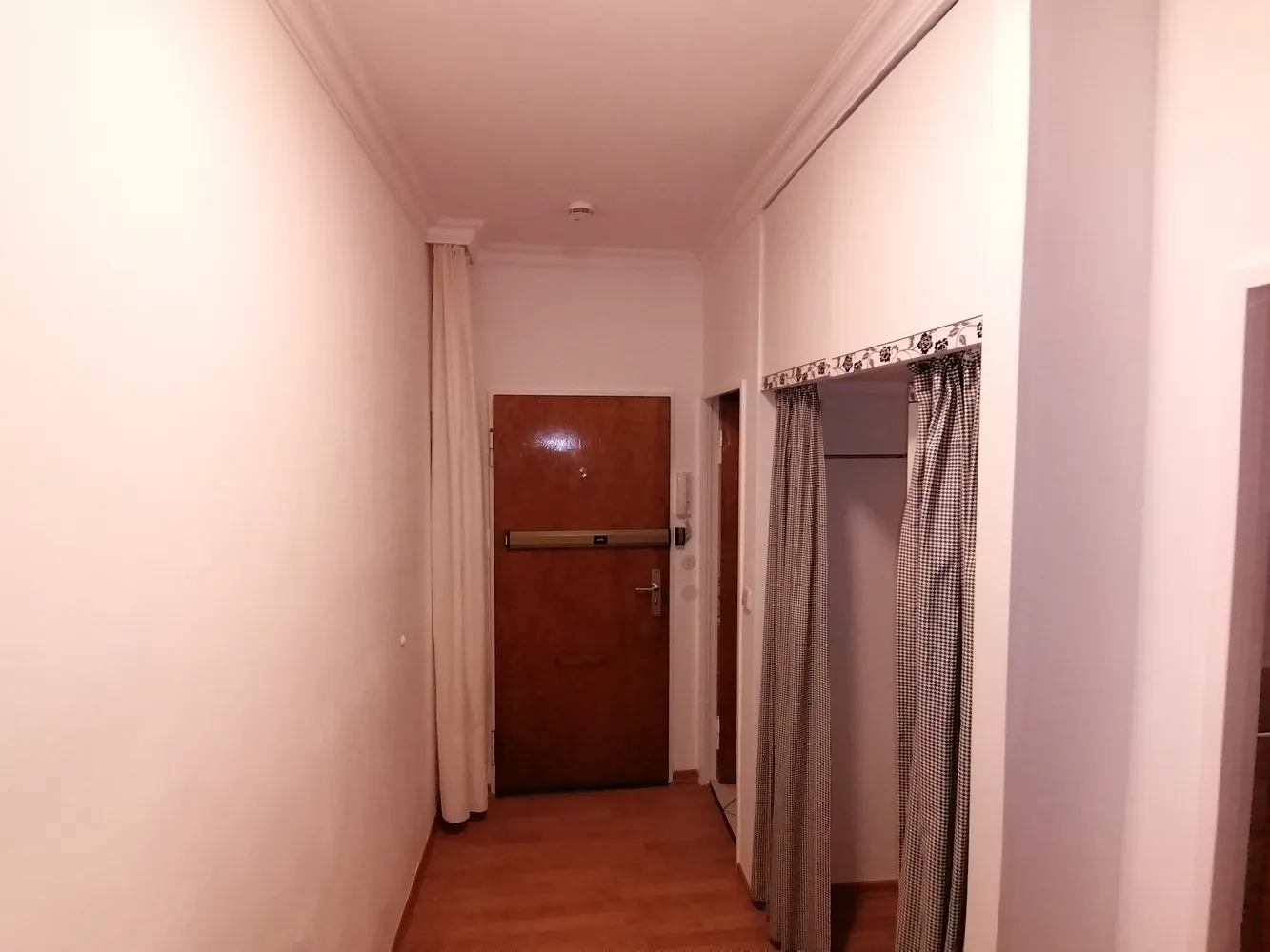 2 Zimmer Wohnung mit 54 m² in Berlin – Bild 4