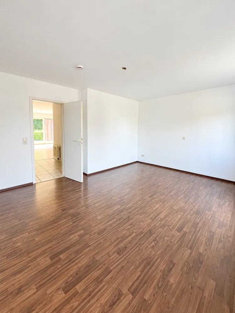 2 Zimmer Wohnung mit 90 m² in Frechen – Bild 3