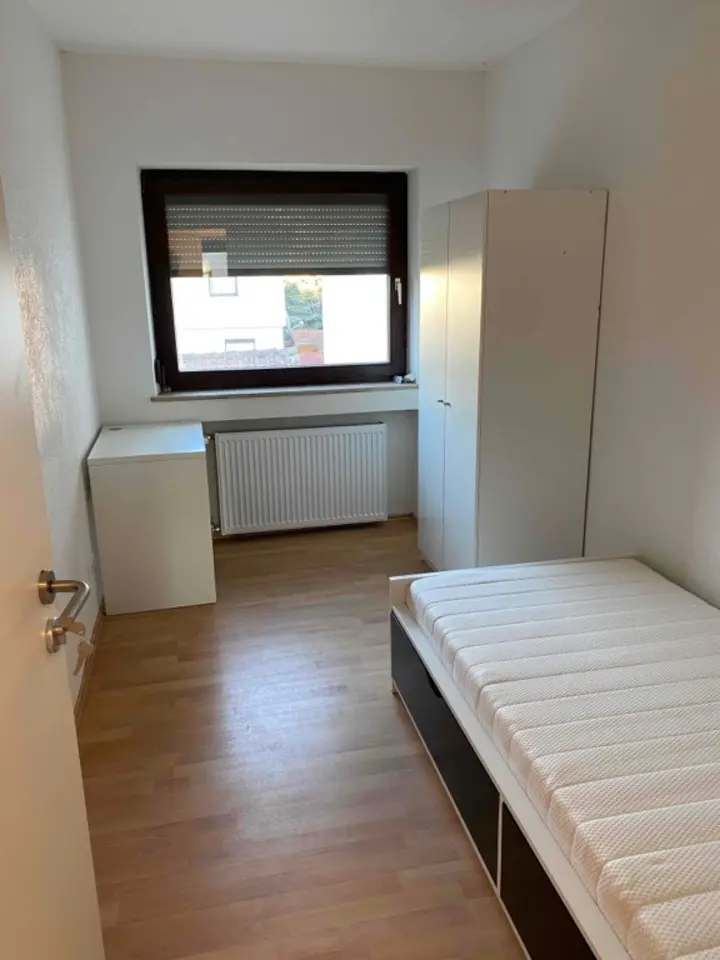 WG-Zimmer mit 15 m² in Stuttgart – Bild 1