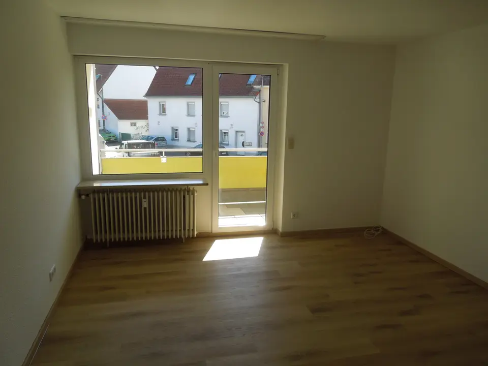 3 Zimmer Wohnung mit 99 m² in Erlangen – Bild 3