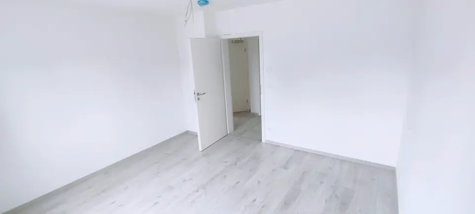 2 Zimmer Wohnung mit 70 m² in Nürnberg – Bild 2