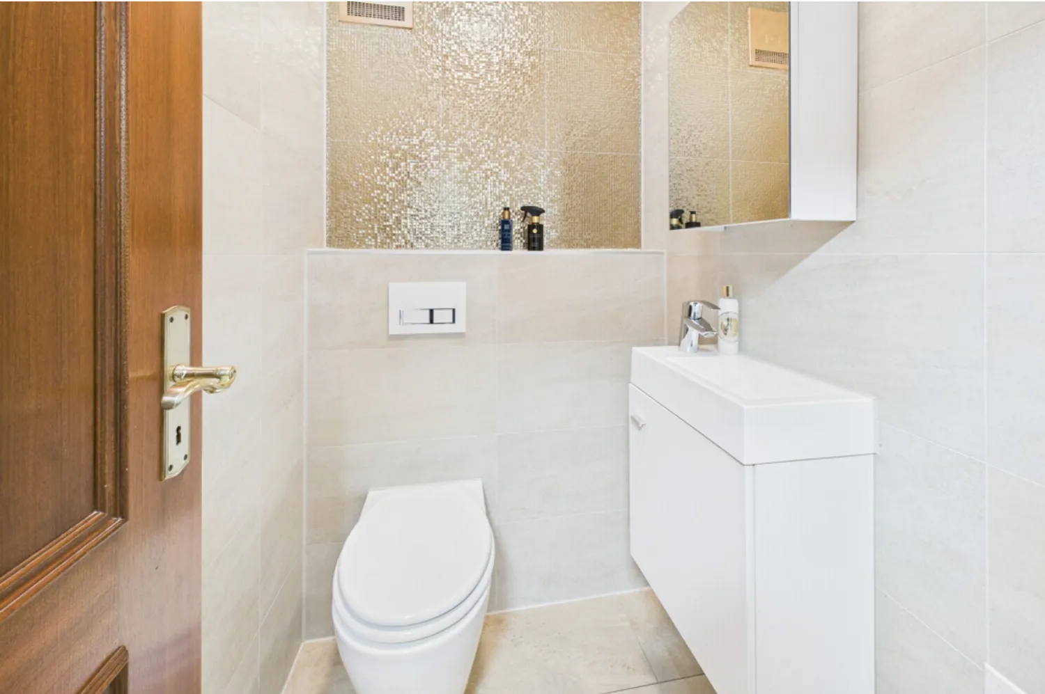 4 Zimmer Wohnung mit 120 m² in Augsburg – Bild 8