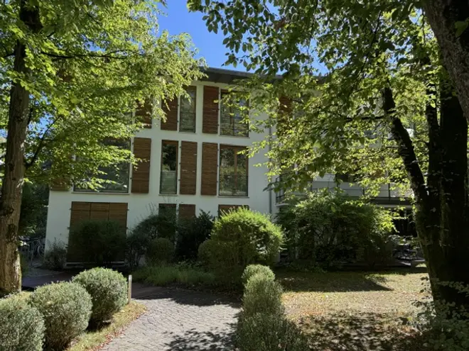 3 Zimmer Wohnung mit 118 m² in München – Bild 1