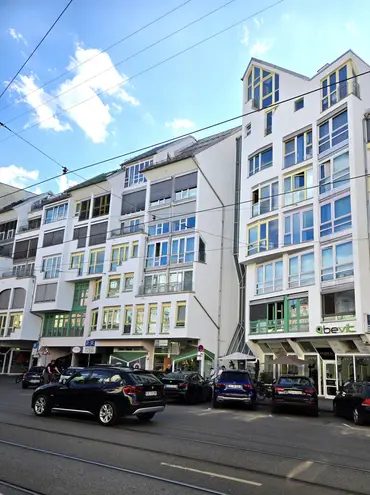 2 Zimmer Wohnung mit 60 m² in München – Bild 5