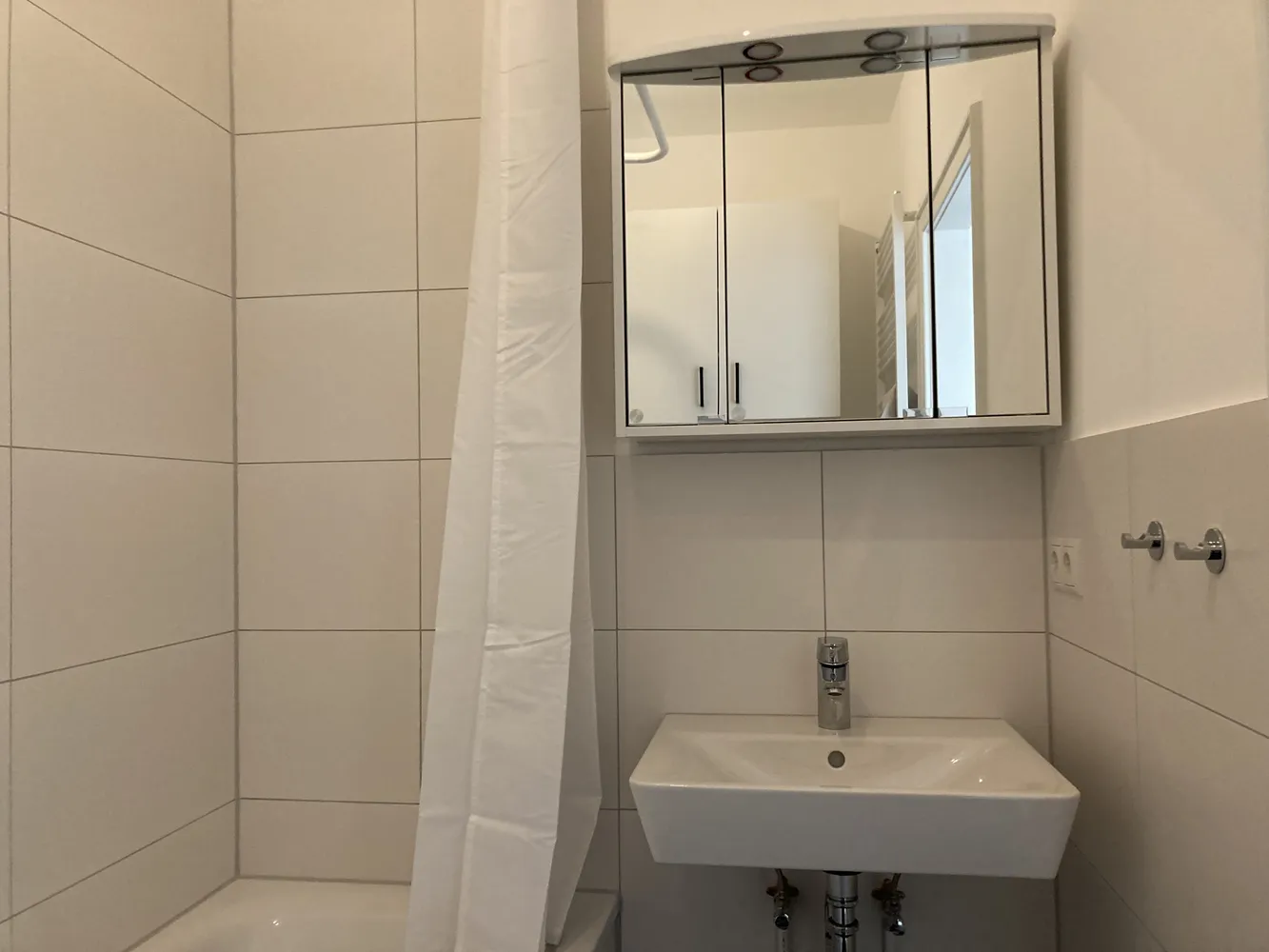 2 Zimmer Wohnung mit 160 m² in Hamburg – Bild 3
