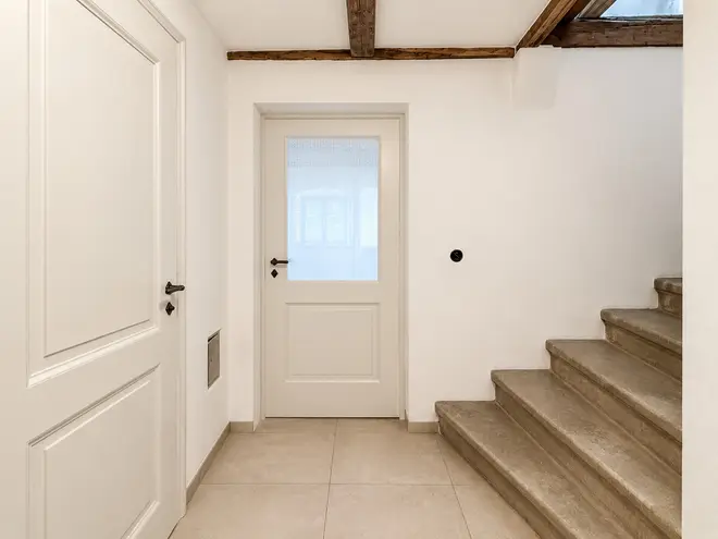 8 Zimmer Wohnung mit 217 m² in Dresden – Bild 9