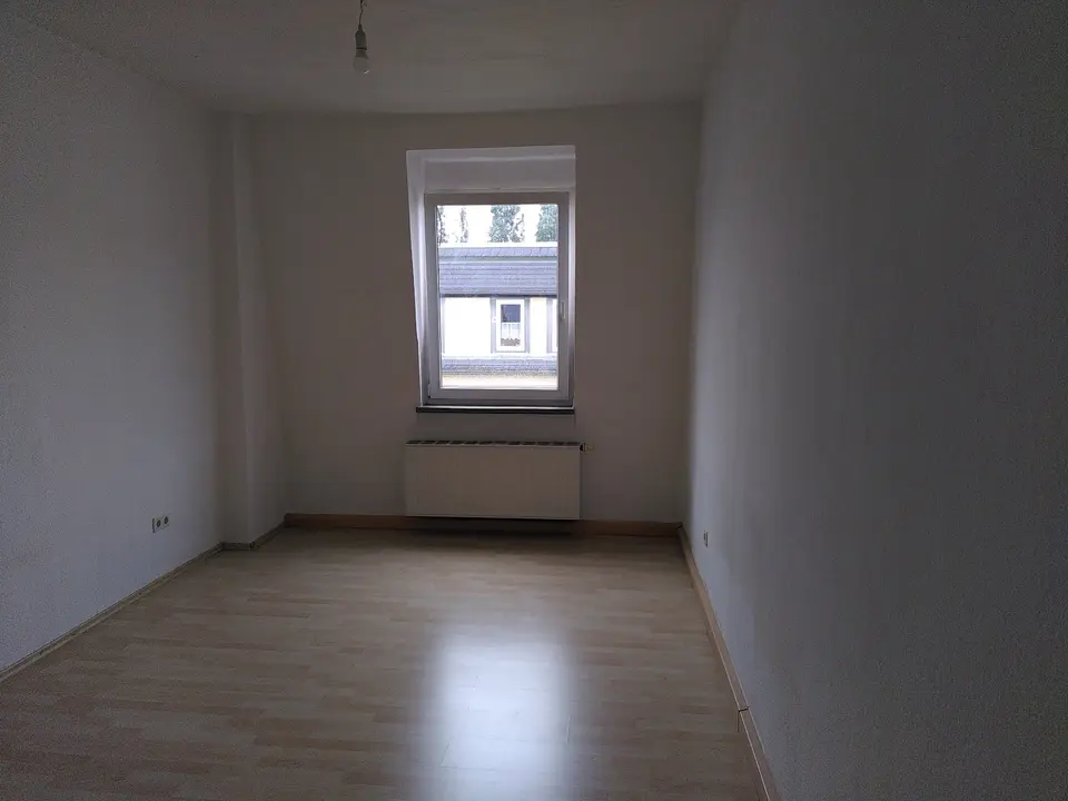 4 Zimmer Wohnung mit 90 m² in Halle (Saale) – Bild 9