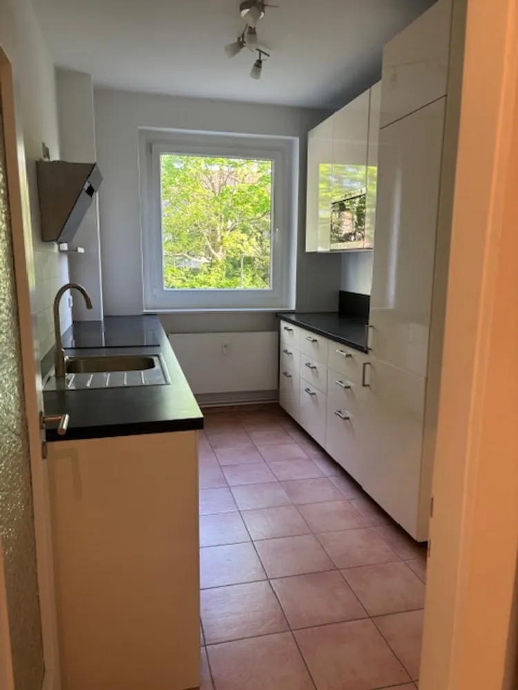 2 Zimmer Wohnung mit 78 m² in Berlin – Bild 1